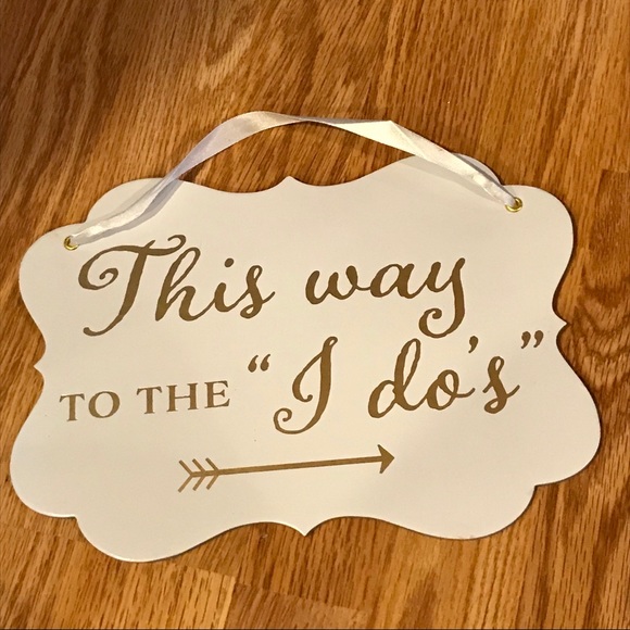 2 Wedding Signs. - Picture 2 of 6